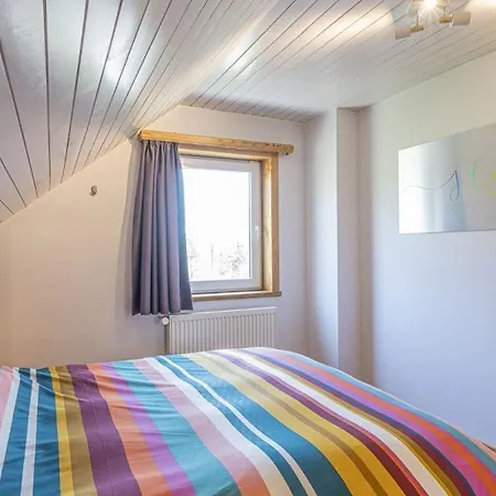 Du Bonheur Met Sauna En Jacuzzi Willa